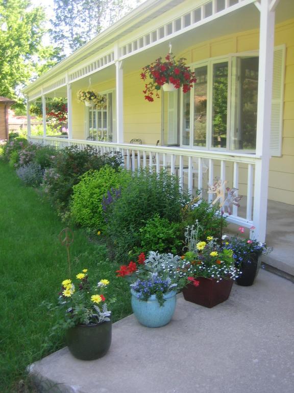 Harbert House Bed And Breakfast Exterior photo